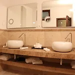 La Bastiglia فندق سبيلّو