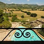 La Bastiglia فندق 4*