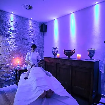 La Bastiglia 4* スペッロ